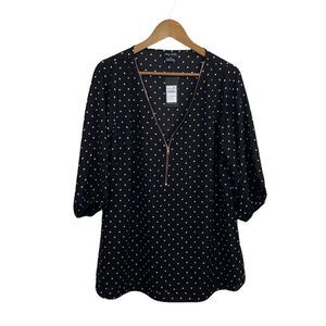 City Chic NWT Black White Dot Deep V Zipper Short Sleeve Top Women’s Size XS